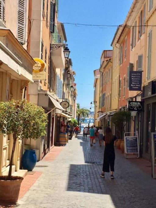 Appartamento Escapade Au Coeur De Sanary Esterno foto